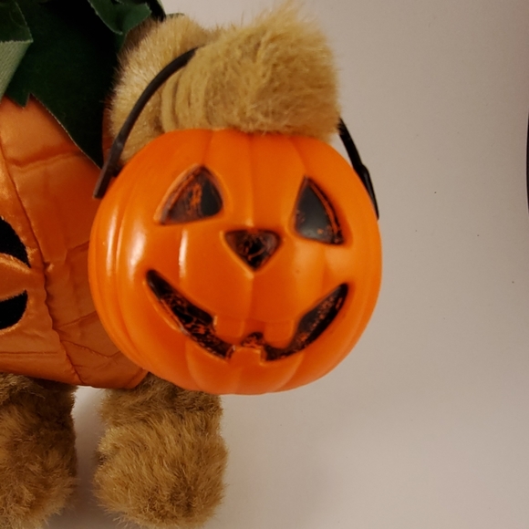 Tender Heart Treasures Halloween bear clothes - Picture 3 of 7